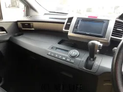 ホンダ フリードスパイクハイブリッド