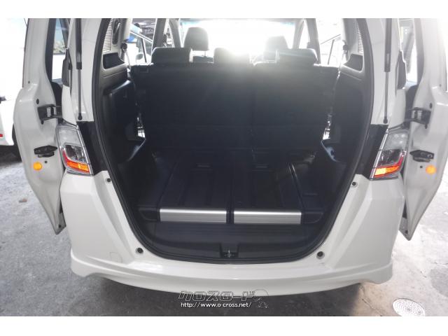 ホンダ フリードスパイクハイブリッド