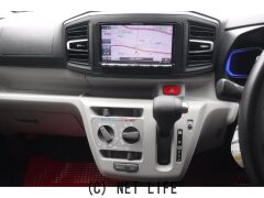 ダイハツ ミライース