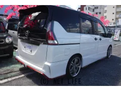 日産 セレナ