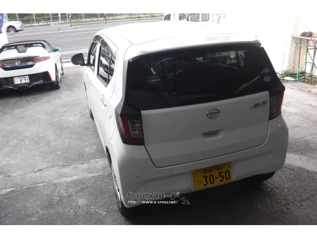 ダイハツ ミライース