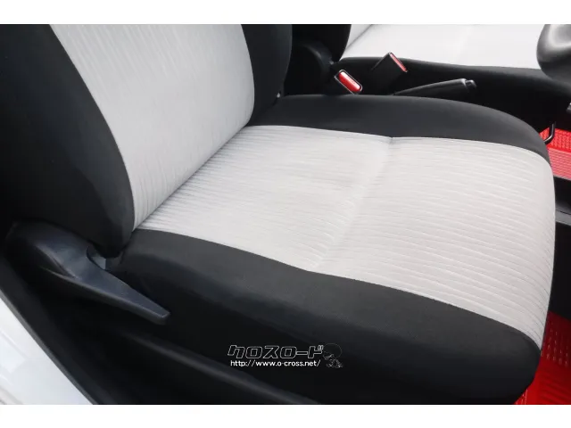 ダイハツ ミライース