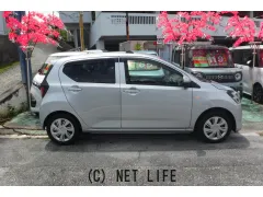 ダイハツ ミライース