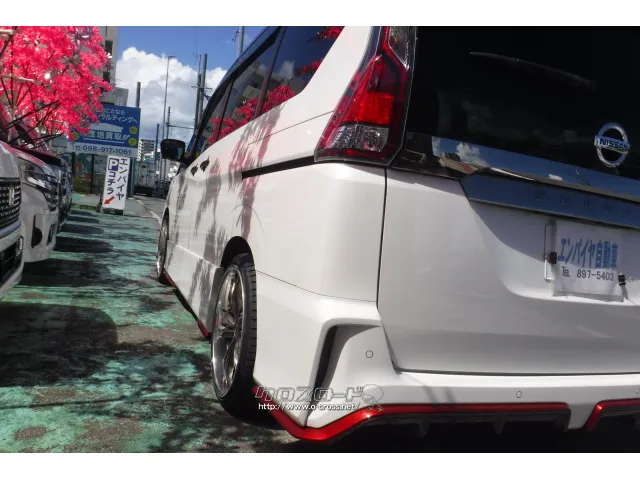 日産 セレナ
