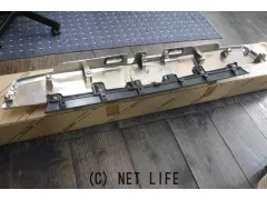 外装・エアロ ヴェルファイア　30系　純正リヤゲートガーニッシュ