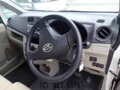 ダイハツ ムーヴ