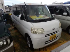 ダイハツ タント