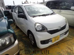 ダイハツ ミライース