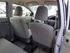 ダイハツ ミライース