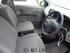 ダイハツ ミライース