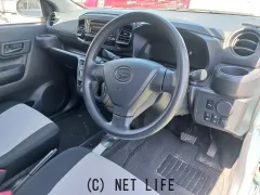 ダイハツ ミライース