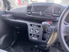 ダイハツ ミライース