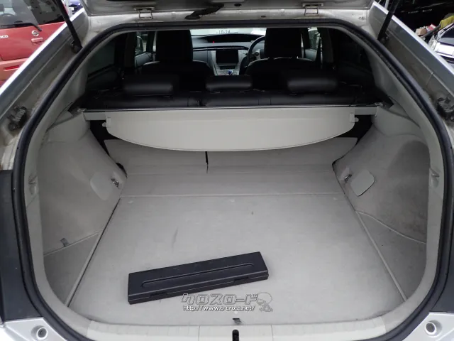 トヨタ プリウス