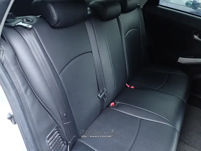 トヨタ プリウス