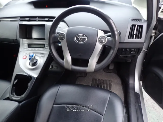 トヨタ プリウス