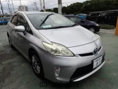 トヨタ プリウス