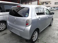 ダイハツ ミライース