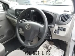 ダイハツ ミライース