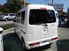 ダイハツ ハイゼットカーゴ