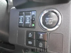 トヨタ ピクシスメガ