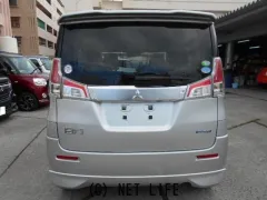 三菱 デリカD：2