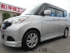 三菱 デリカD：2