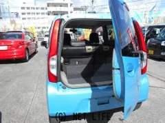 ダイハツ ムーヴ