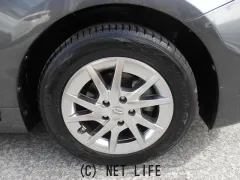 トヨタ プリウスα