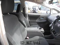 トヨタ プリウスα