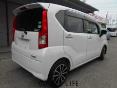 ダイハツ ムーヴ