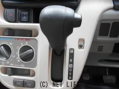 ダイハツ ムーヴ