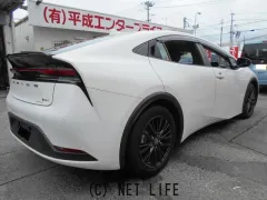 トヨタ プリウス