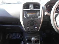 日産 ラティオ