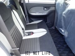 ダイハツ キャスト