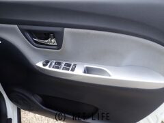 ダイハツ キャスト