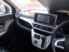 ダイハツ キャスト