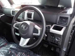 トヨタ ピクシスメガ