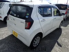 ダイハツ ミライース