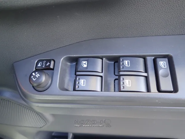 トヨタ ピクシスメガ