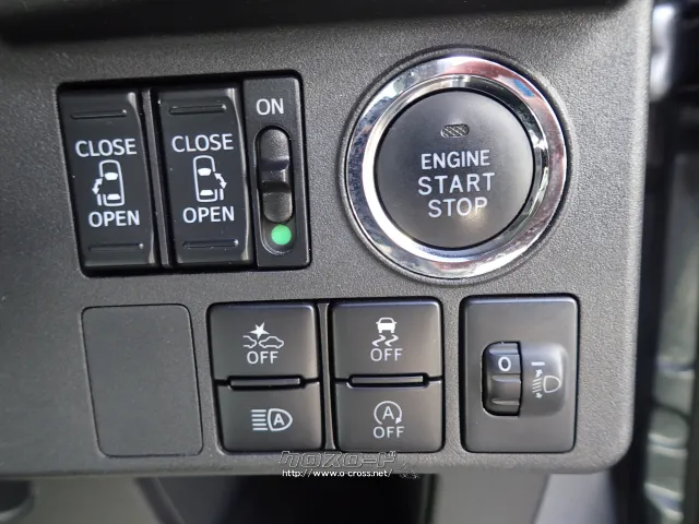 トヨタ ピクシスメガ