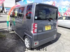 トヨタ ピクシスメガ