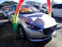 マツダ MAZDA2