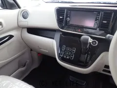 日産 デイズルークス