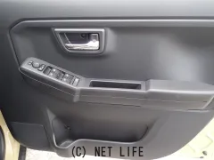 ダイハツ タフト