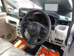 ダイハツ ムーヴ