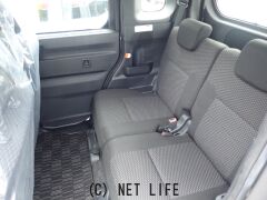 トヨタ ピクシスメガ