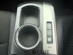 トヨタ プリウスα