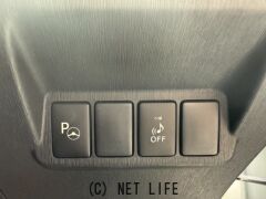 トヨタ プリウスα