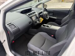 トヨタ プリウスα