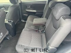 トヨタ プリウスα